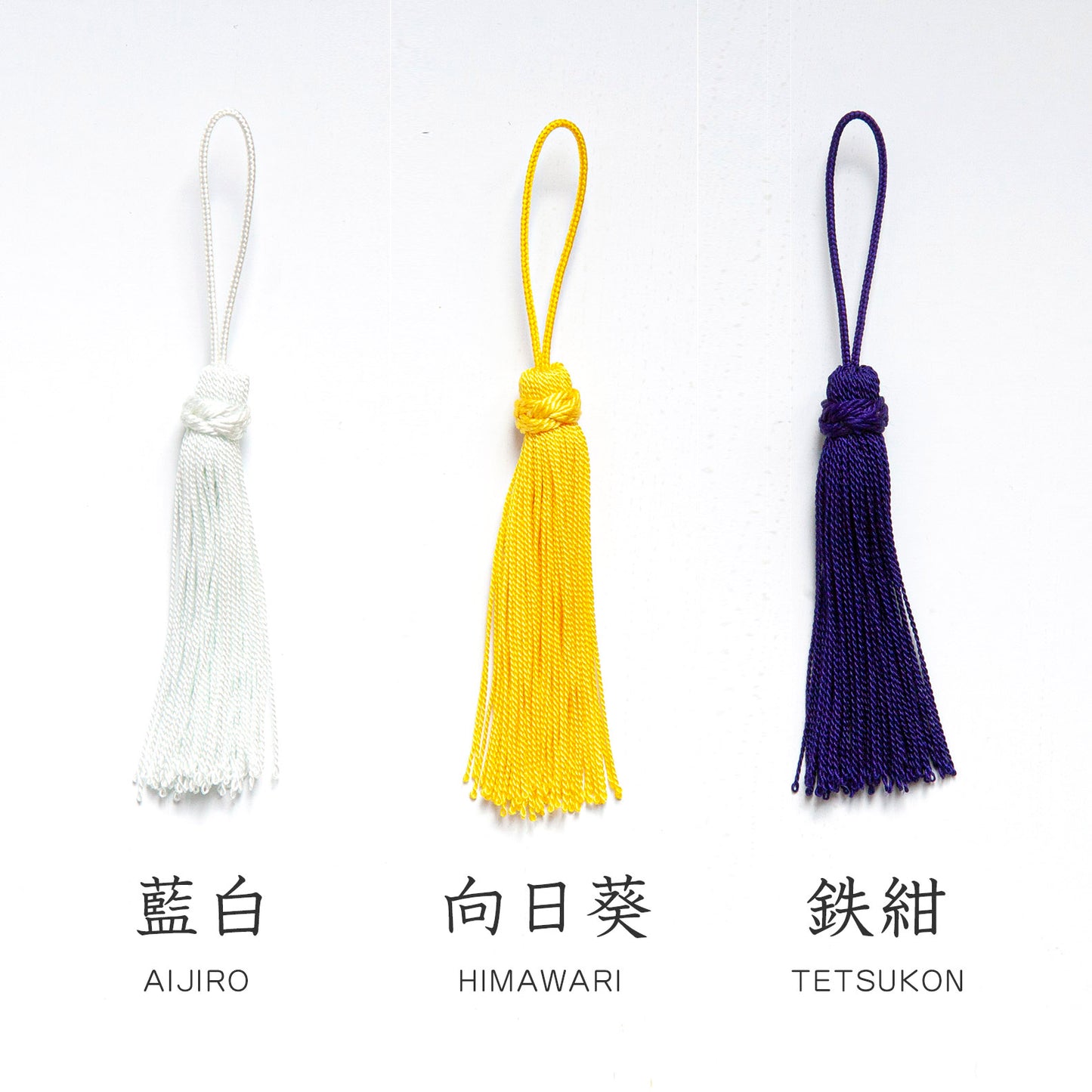 FOLDING FAN WITH POUCH