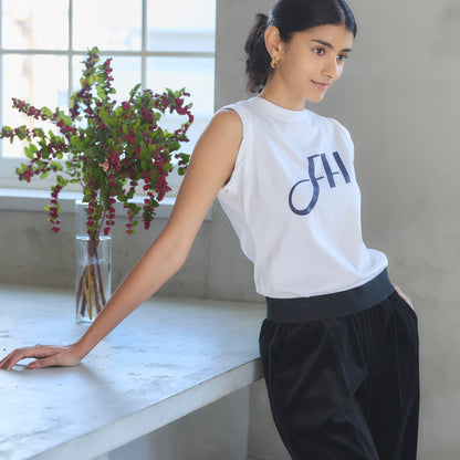 FLY HIGH５周年記念オリジナルTシャツ・ロゴ入り