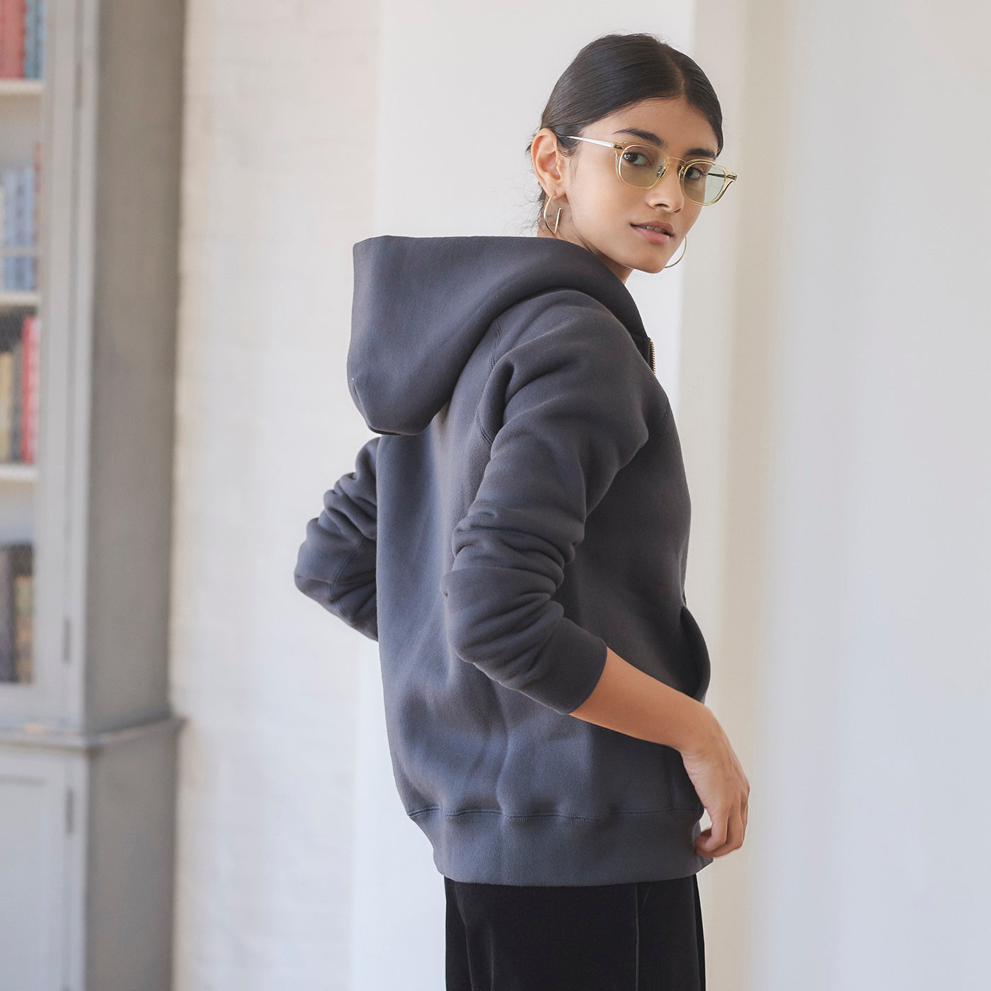 FLY HIGHオリジナルパーカー（チャコール）